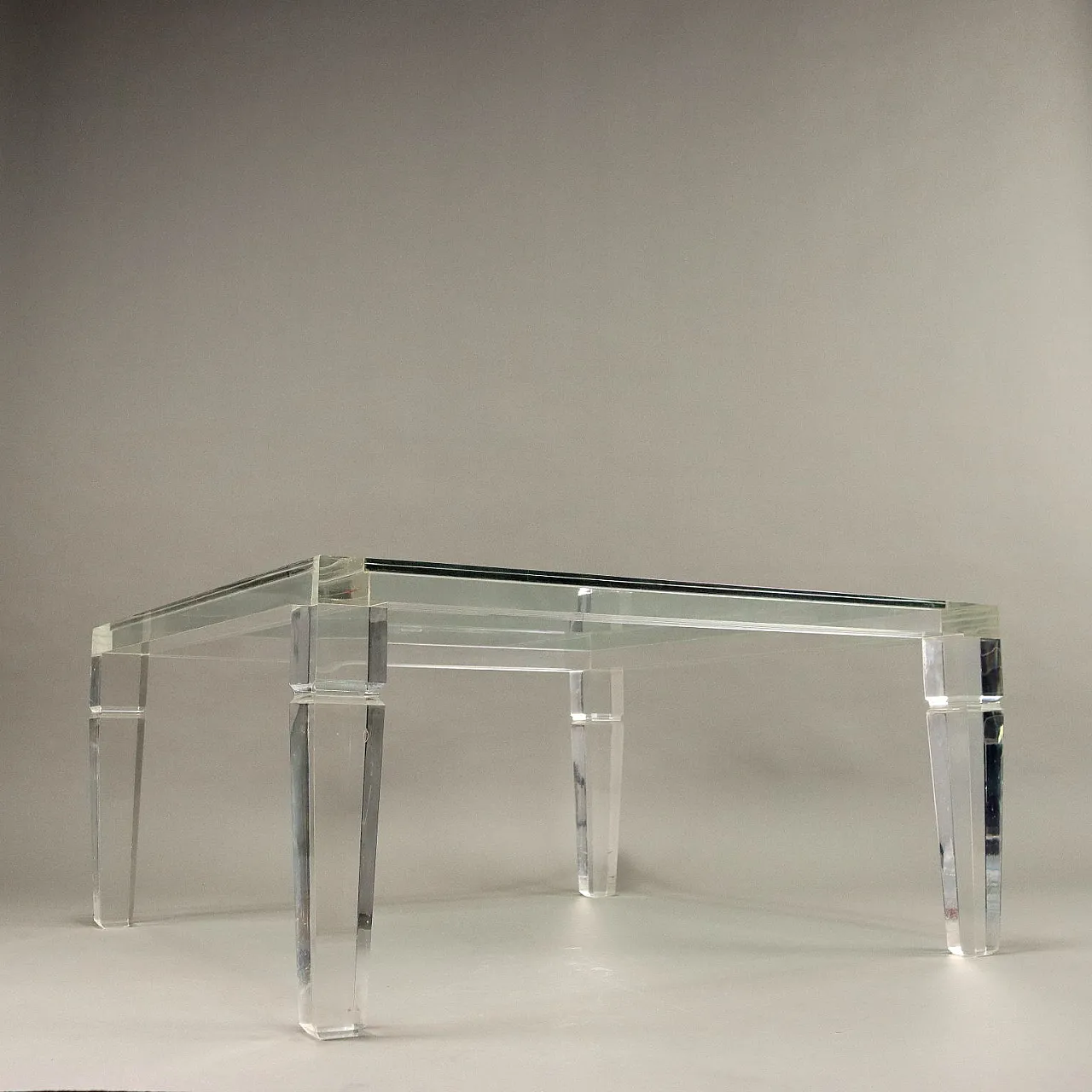 Transparent coffee table in plexiglas and glass, 1990s 8