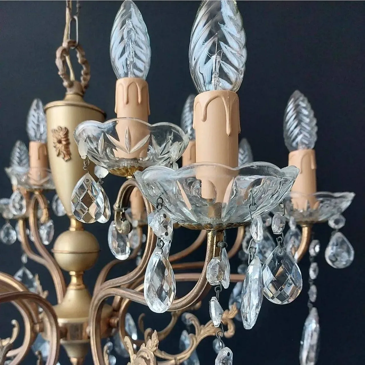 Metal and glass chandelier with 8 arms and 12 lights, 1950s 4