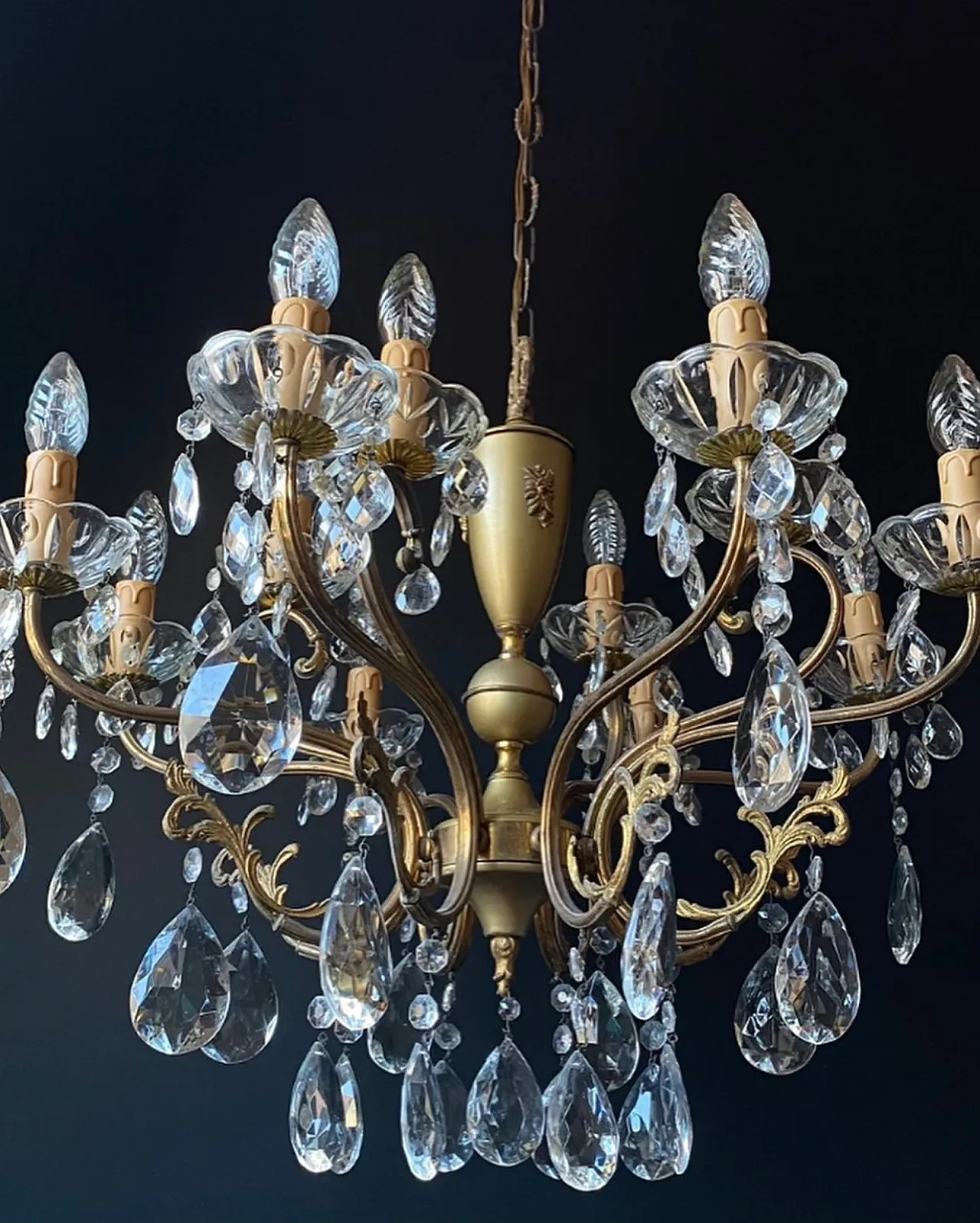 Metal and glass chandelier with 8 arms and 12 lights, 1950s 5
