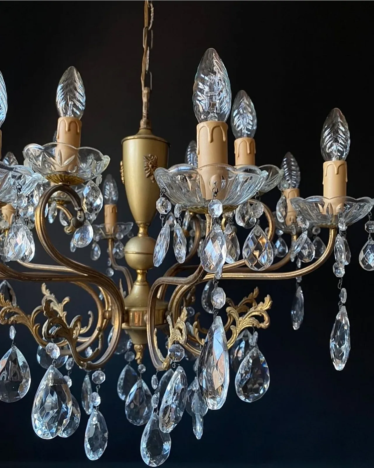 Metal and glass chandelier with 8 arms and 12 lights, 1950s 7