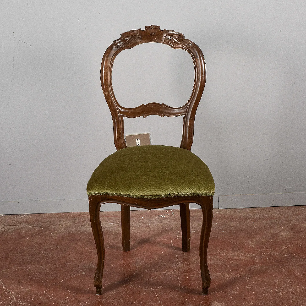 Chair in wood and velvet, 20th century 1
