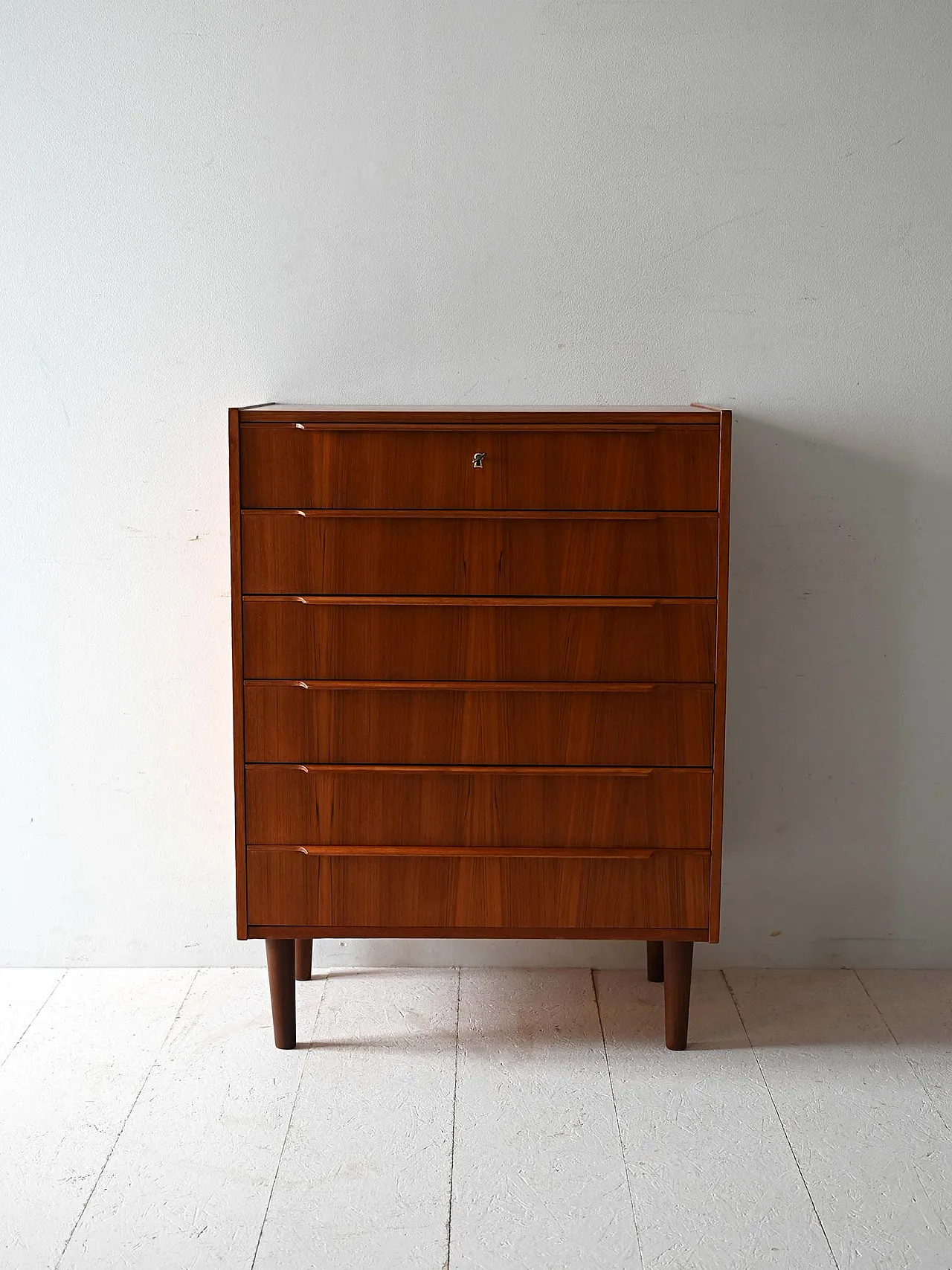 Scandinavian chest of drawers of the 1950s/60s at 6 drawers 2