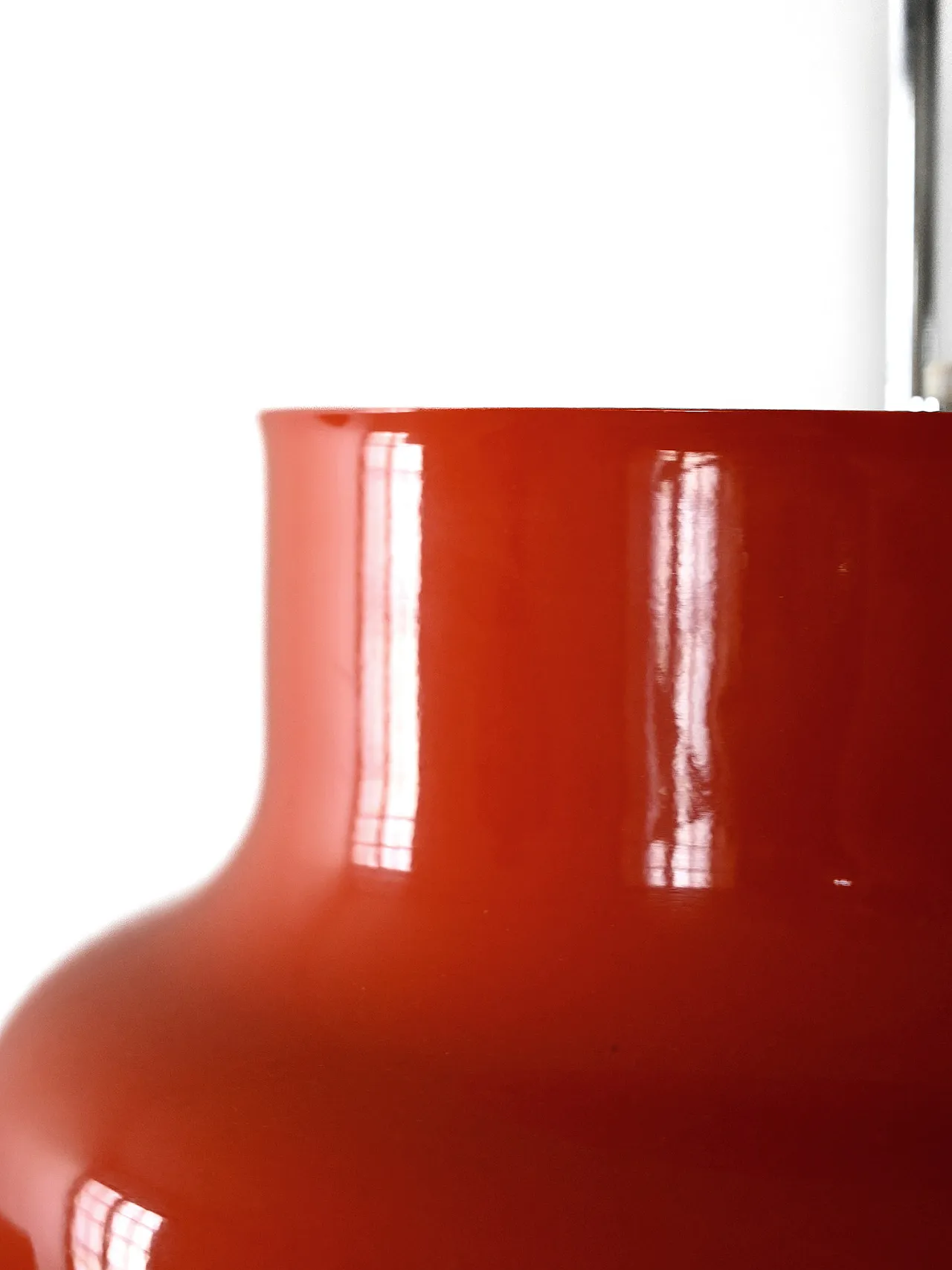 Lampadario rosso “Bumlingen” di Anders Pehrson 3