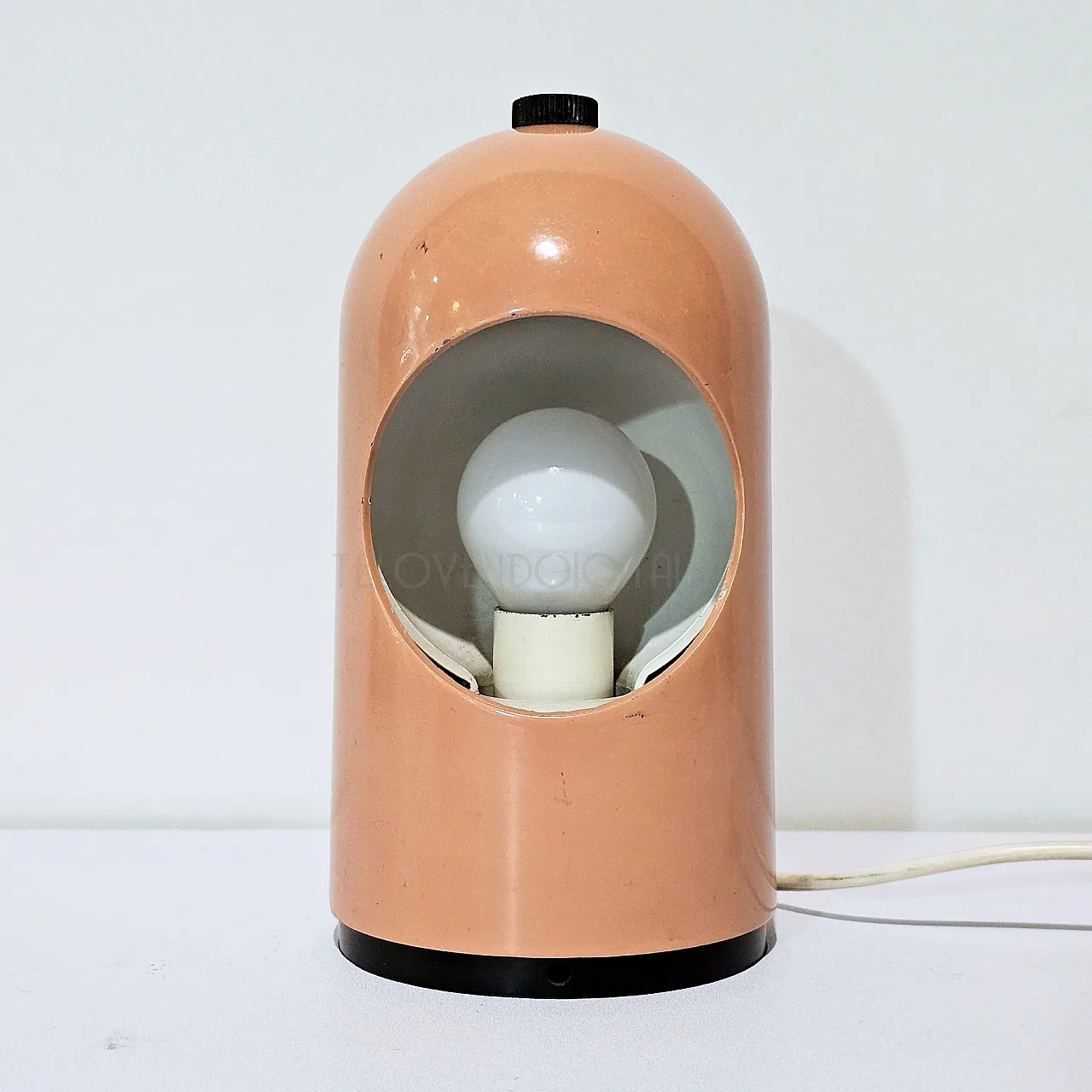 Lampada Eclisse modello Selene rosa di Alfredo Bianchi, anni '70 1