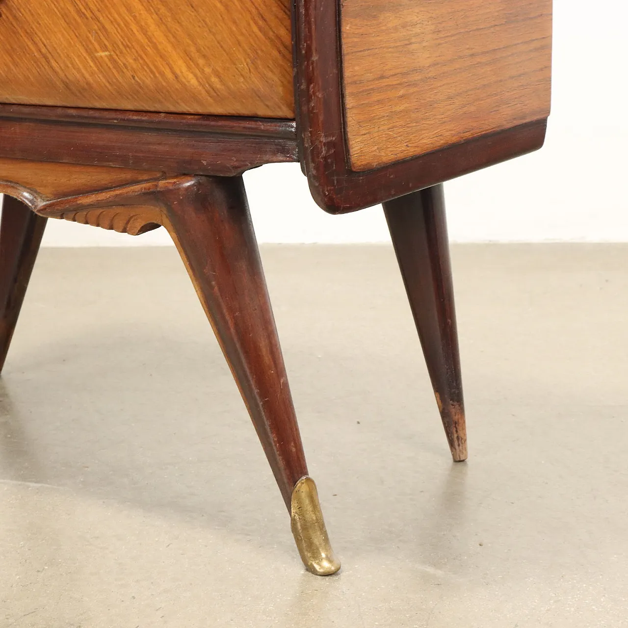 Pair of bedside tables in exotic wood, glass and brass, 20th century 7