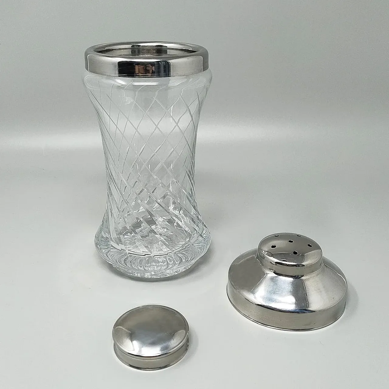 Cut crystal cocktail shaker, 1960s 3