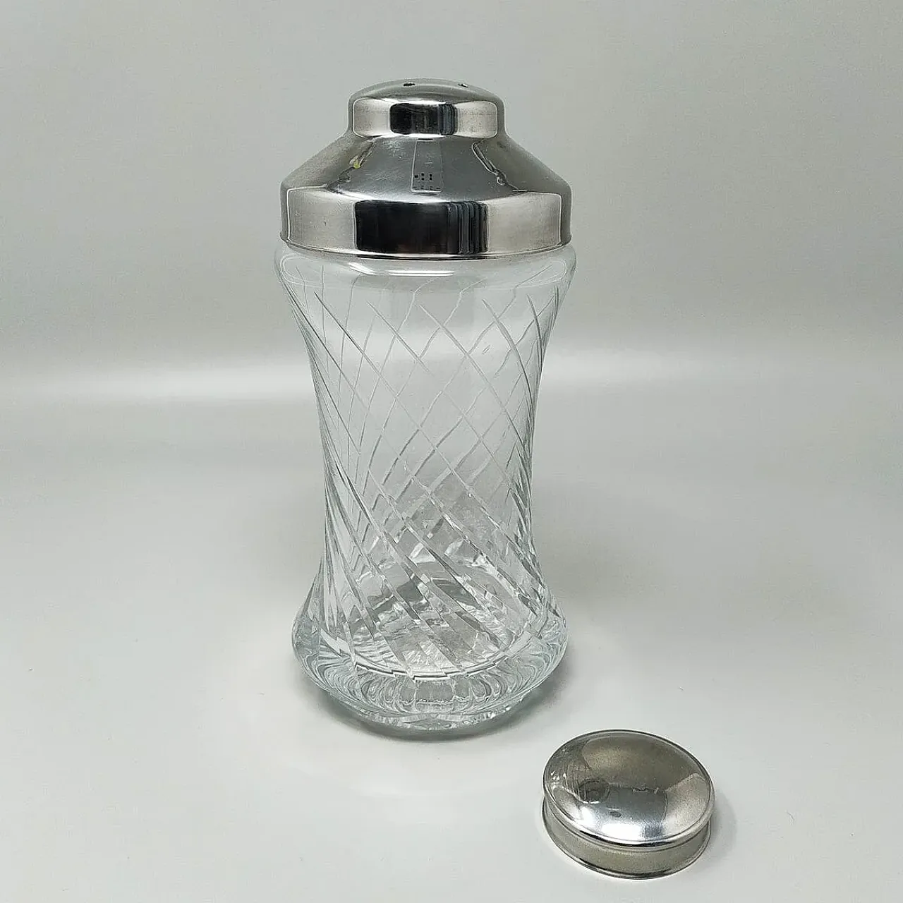 Cut crystal cocktail shaker, 1960s 4