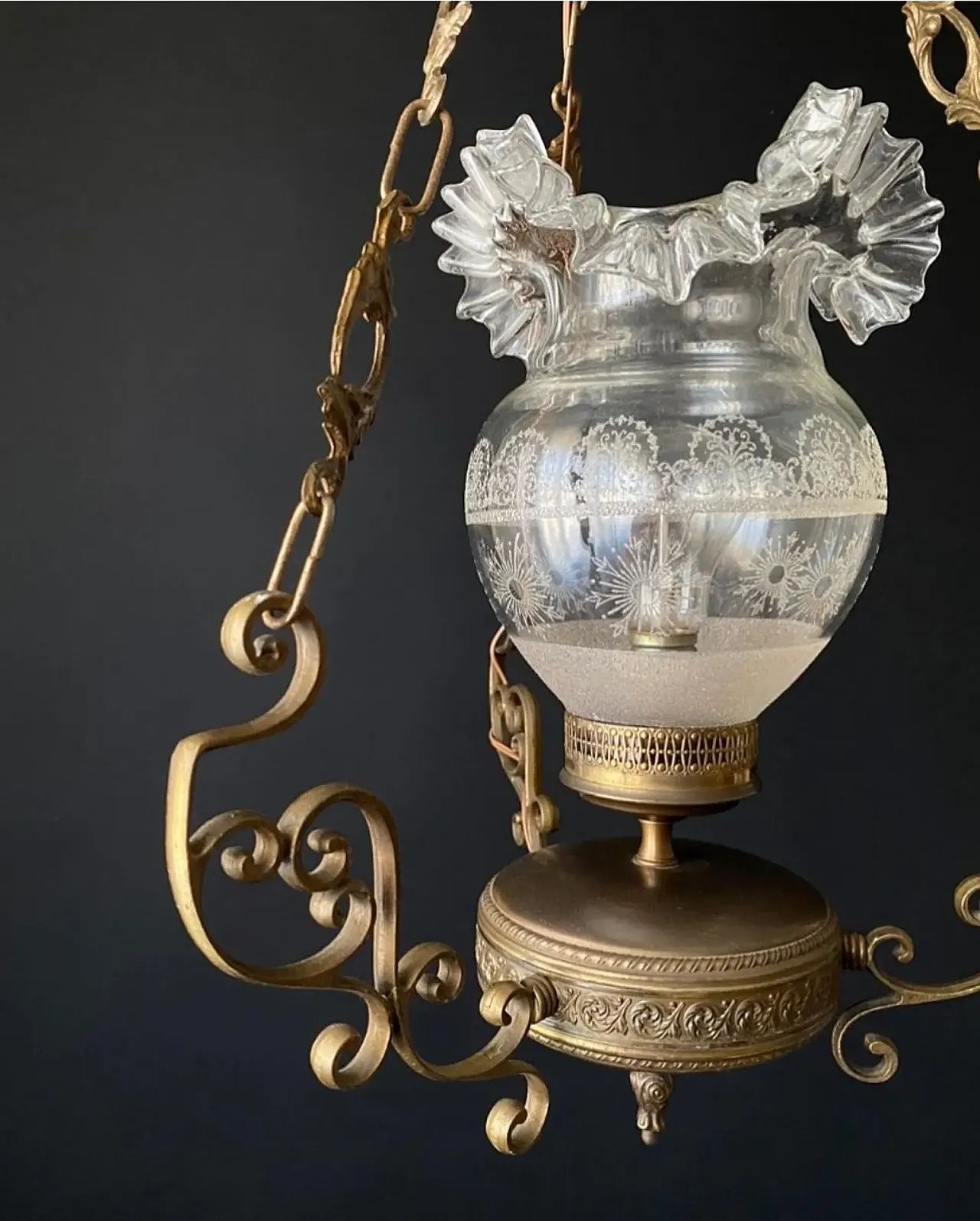 Chandelier in brass and glass, 1960s 4