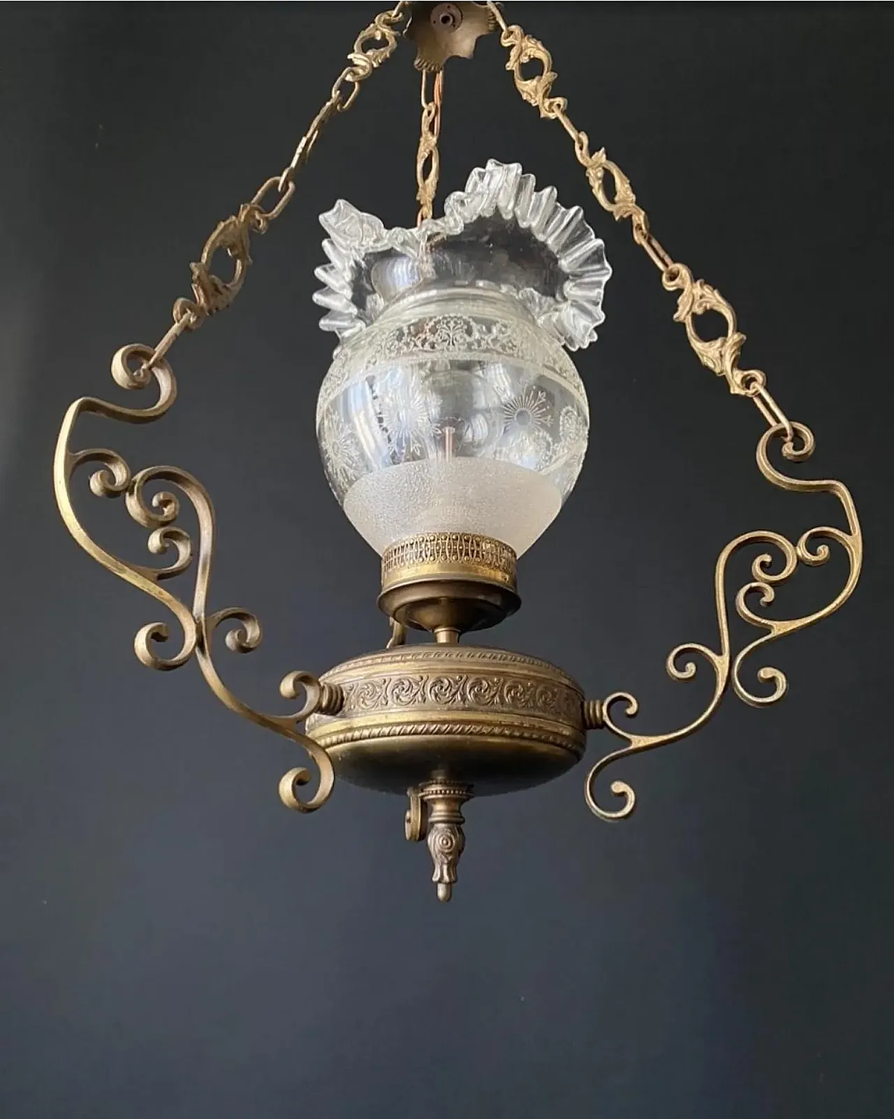 Chandelier in brass and glass, 1960s 6