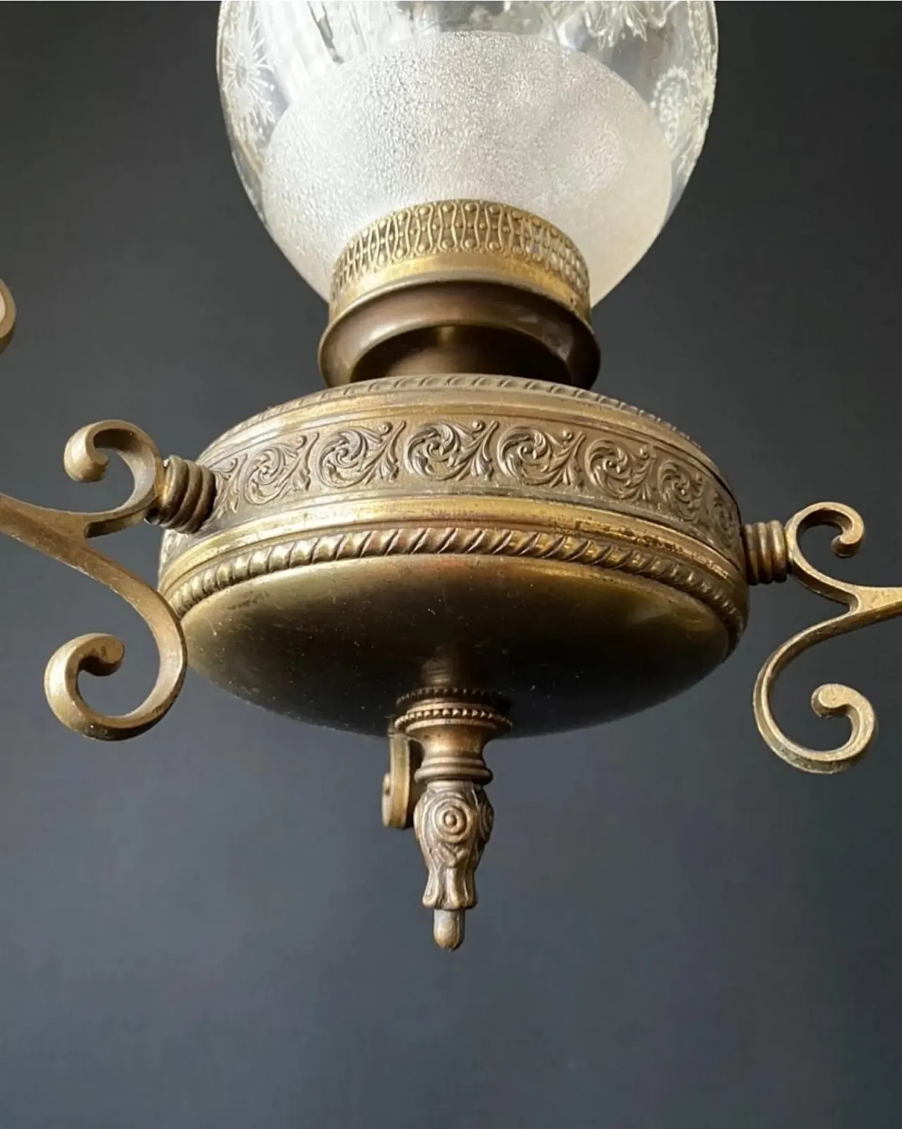 Chandelier in brass and glass, 1960s 7