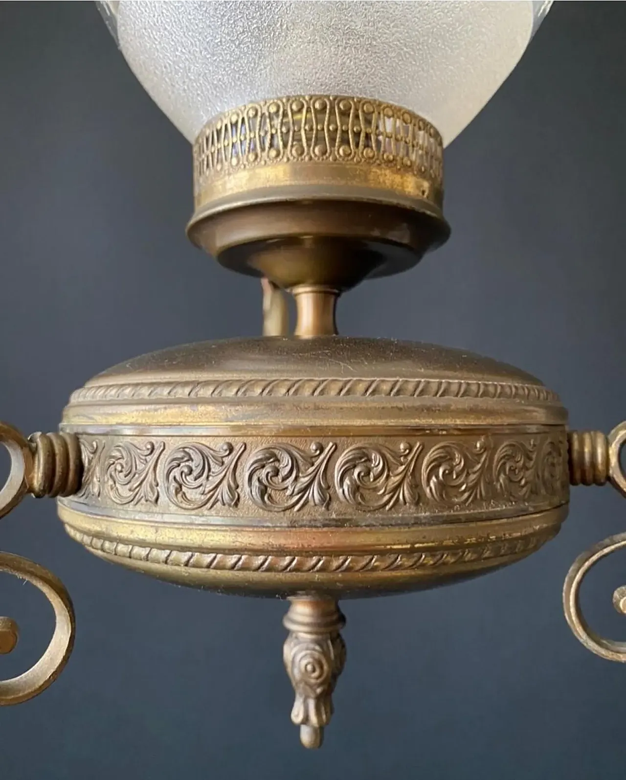 Chandelier in brass and glass, 1960s 8