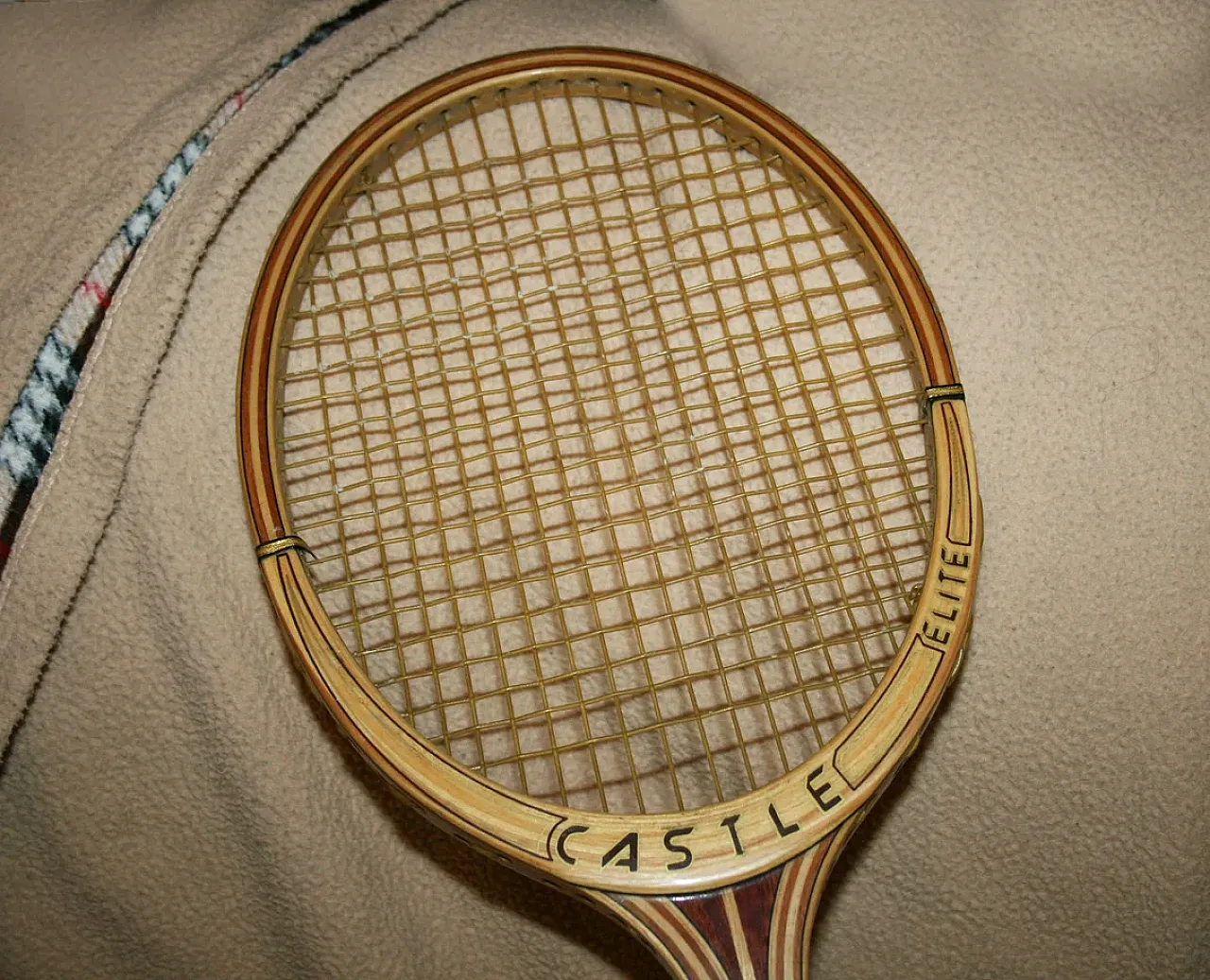 Tennis racket Castle Elite, 70s 5
