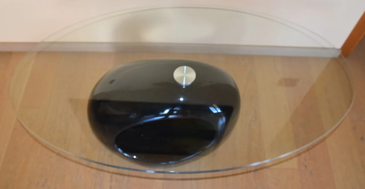 Tavolino moderno con vetro ovale, 2000s 4