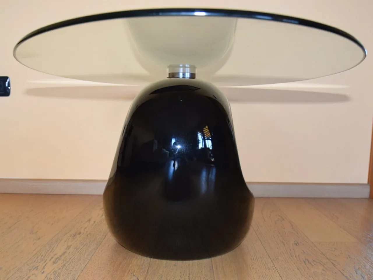 Tavolino moderno con vetro ovale, 2000s 14