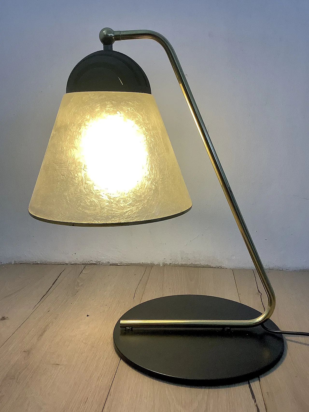 Table lamp by Lamperti, 70s 1