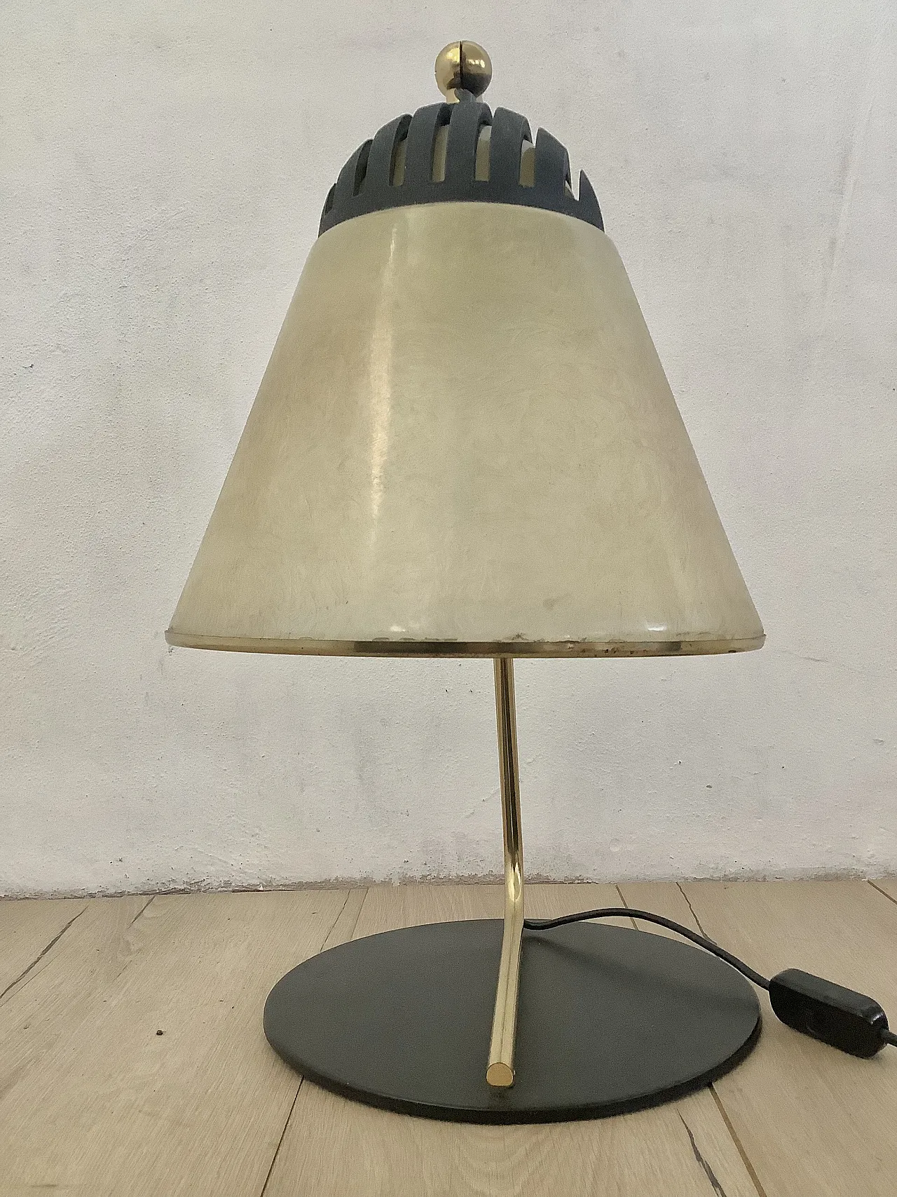 Table lamp by Lamperti, 70s 3