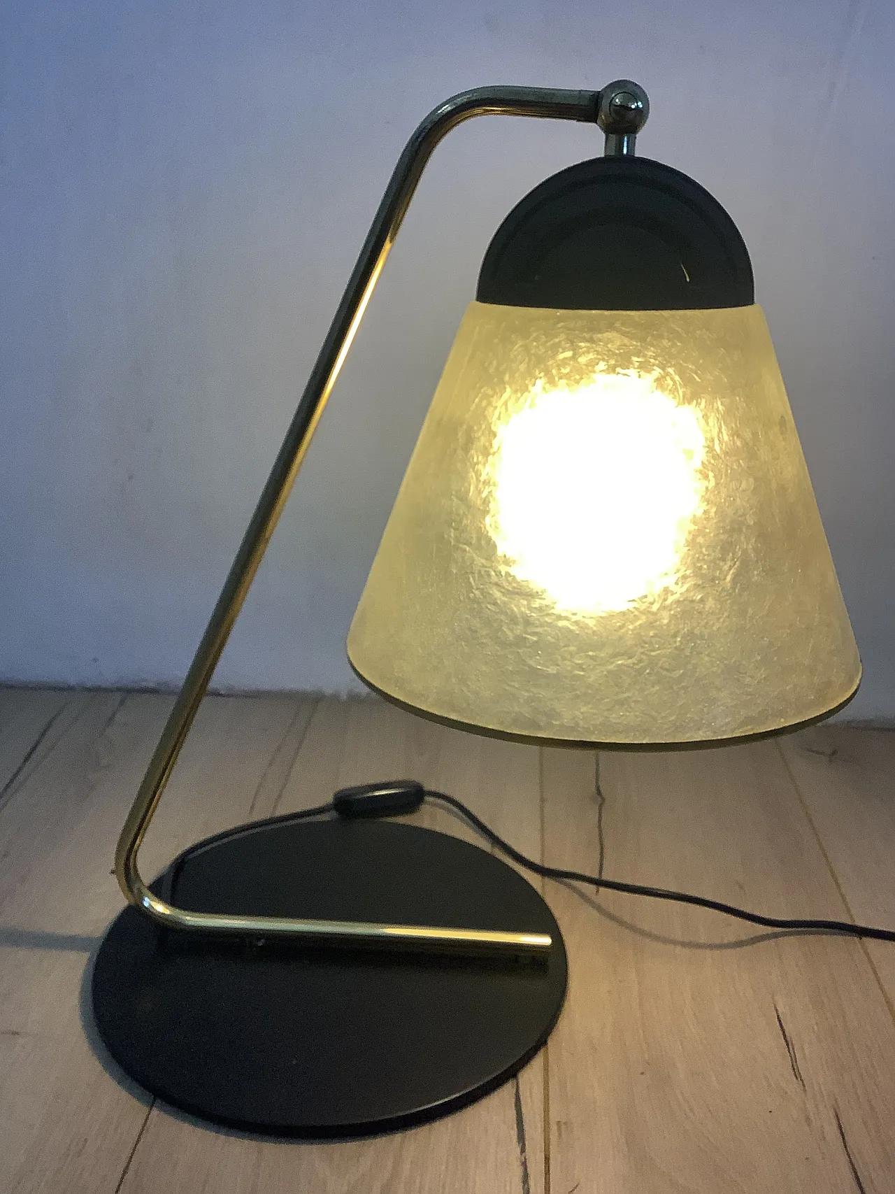 Table lamp by Lamperti, 70s 5