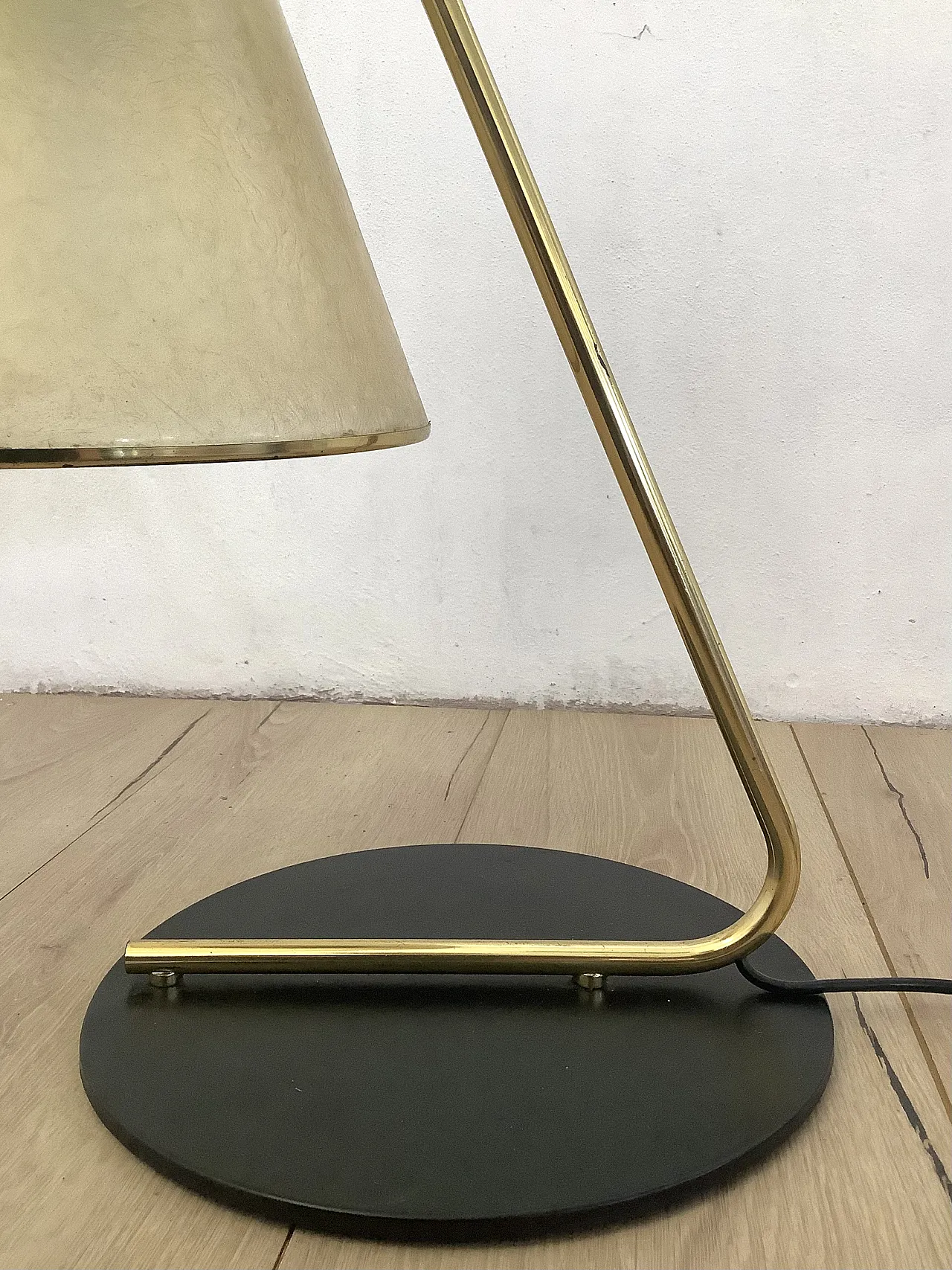 Table lamp by Lamperti, 70s 9