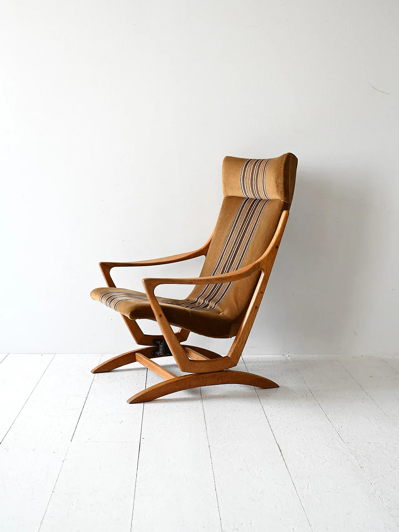 ORIGINAL 60's Original Scandinavian armchair with high backrest 1
