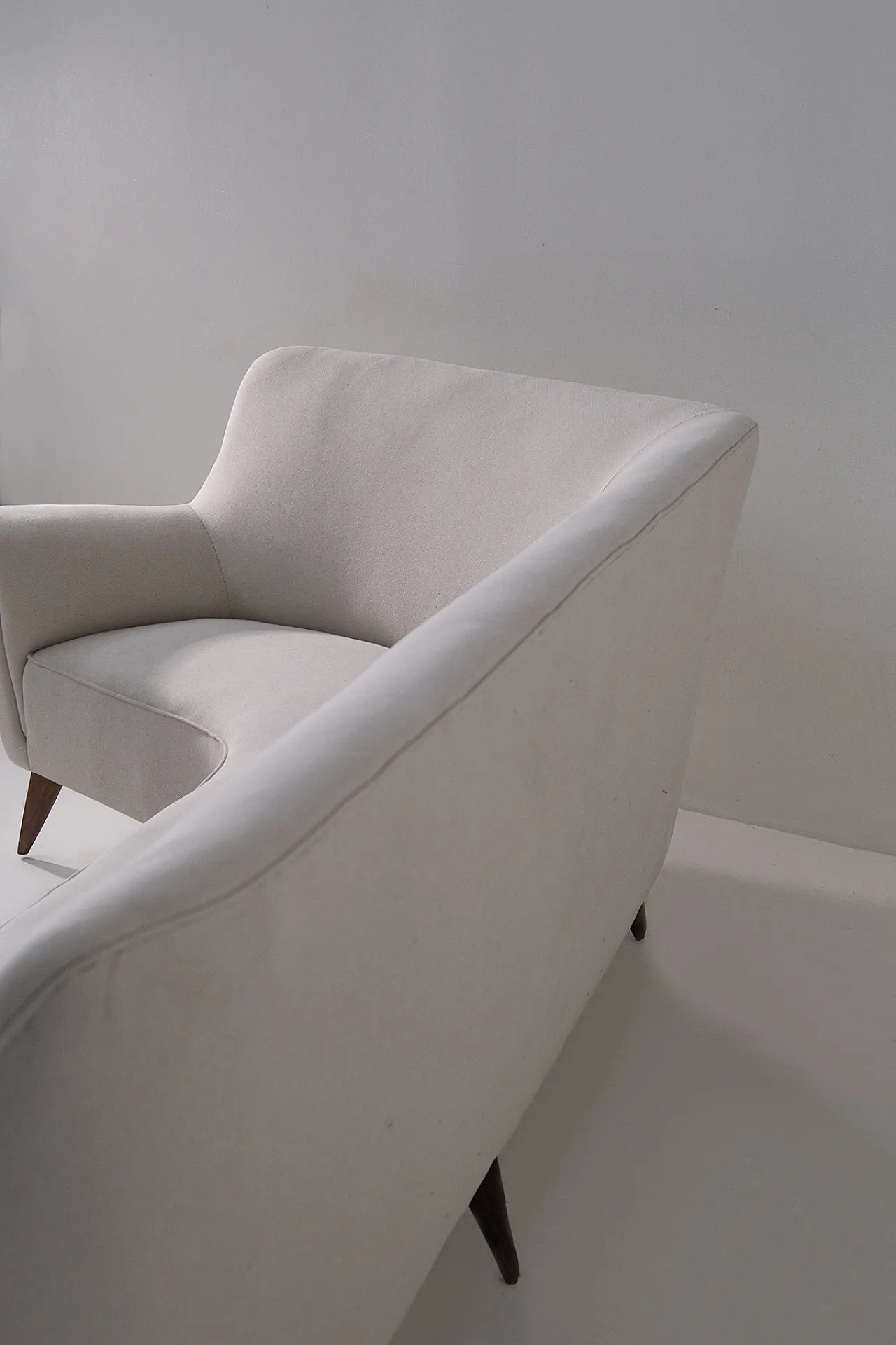 White corner sofa Gio Ponti style, 50s 7