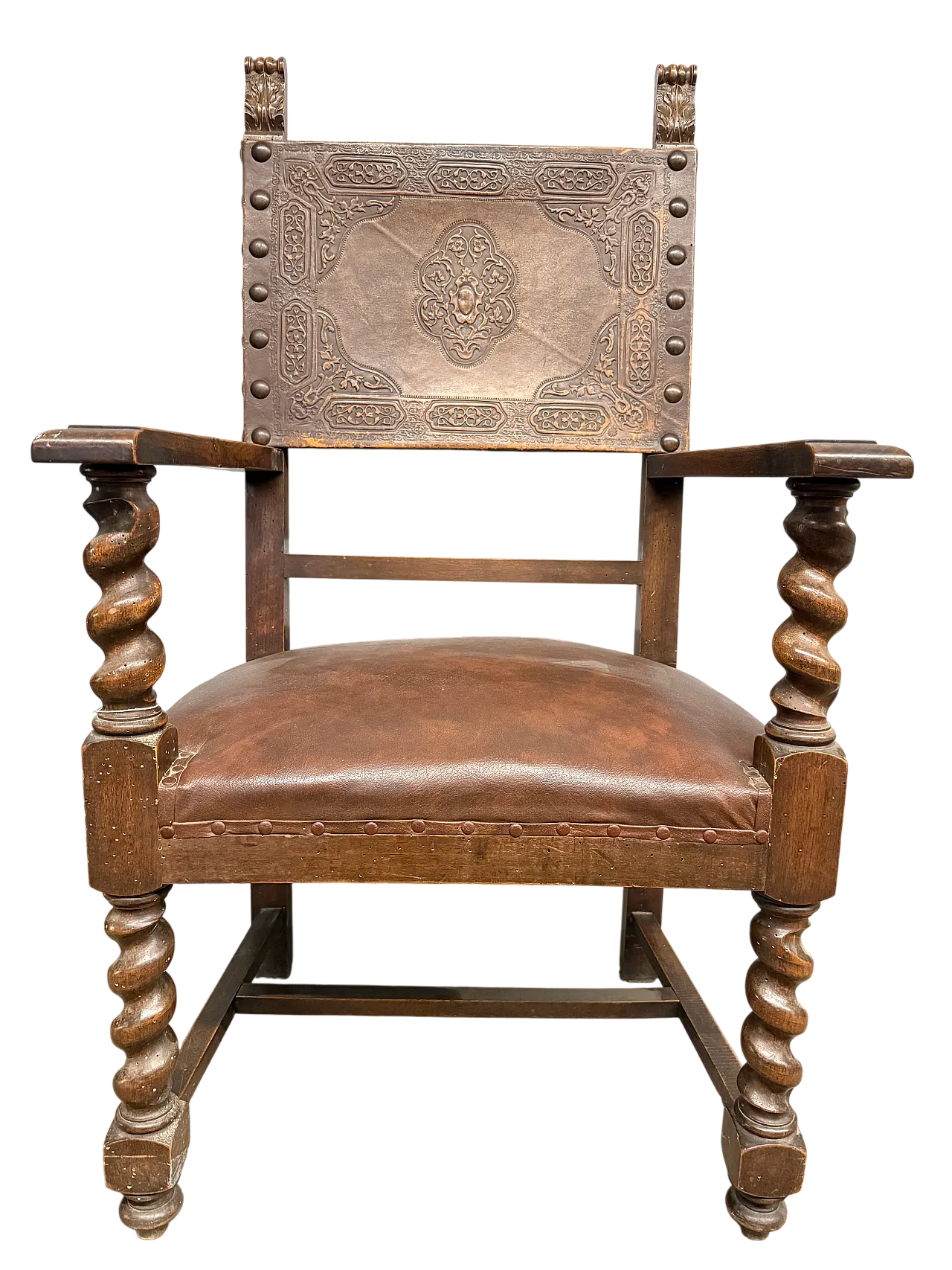 Poltrona neo rinascimentale con braccioli e cuoio stampato, '900 9