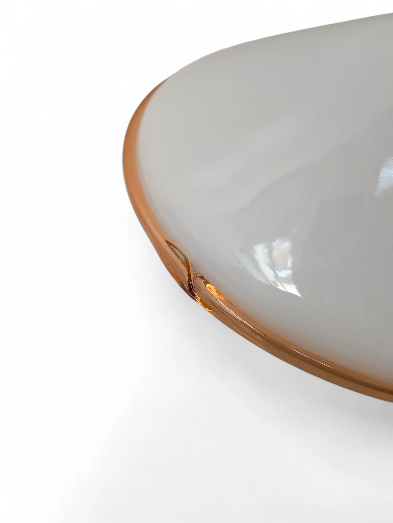 Applique in vetro soffiato con bordo ambrato anni 70 9