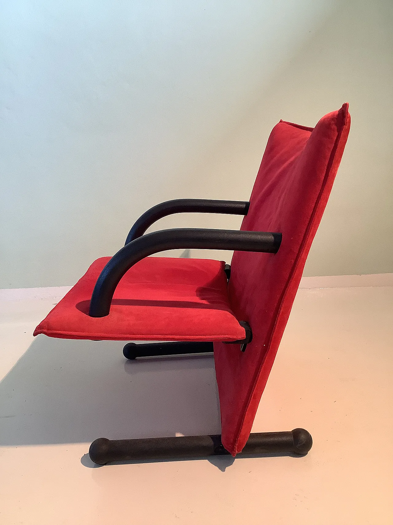 T-Line Arflex armchair 8