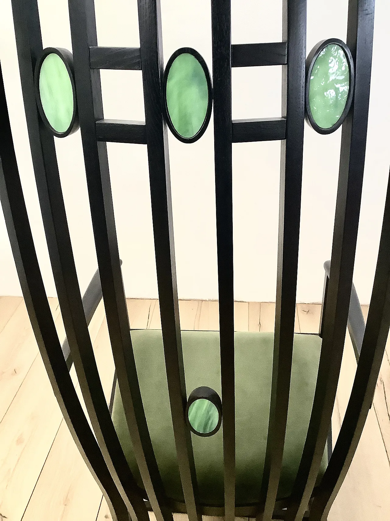 Armchair with high desk back. Charles Rennie Mackintosh 7