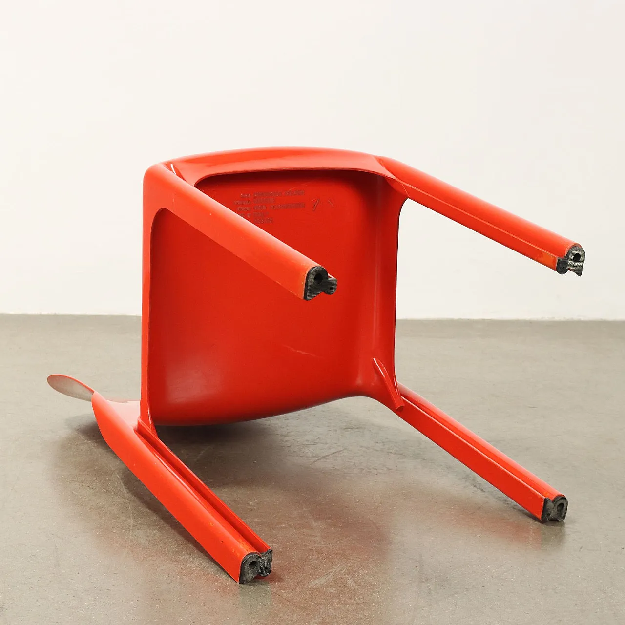 Sedia Selene di Vico Magistretti per Artemide, anni '70 9