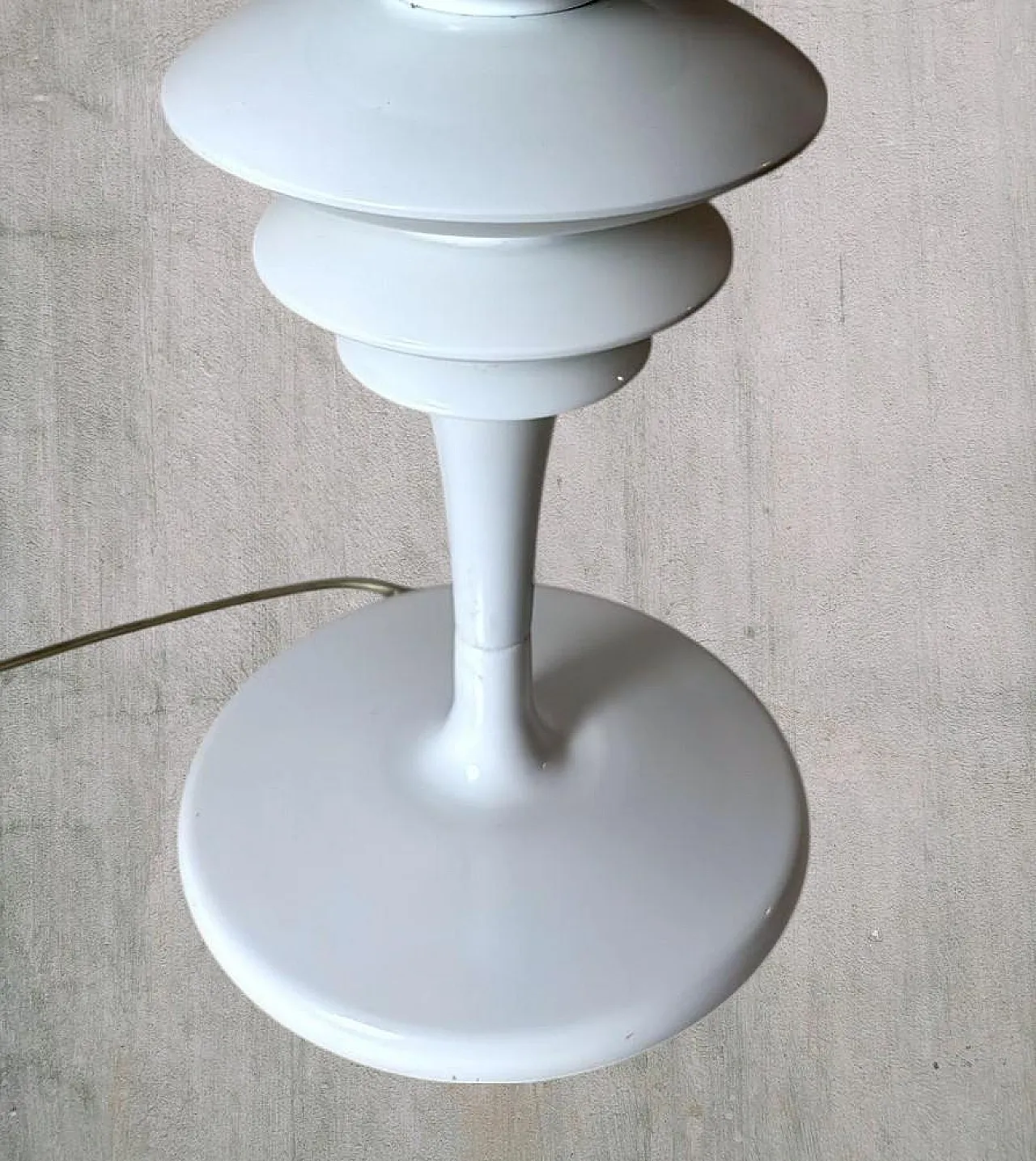 Lampada in alluminio verniciato in stile Arredoluce, anni '60 6