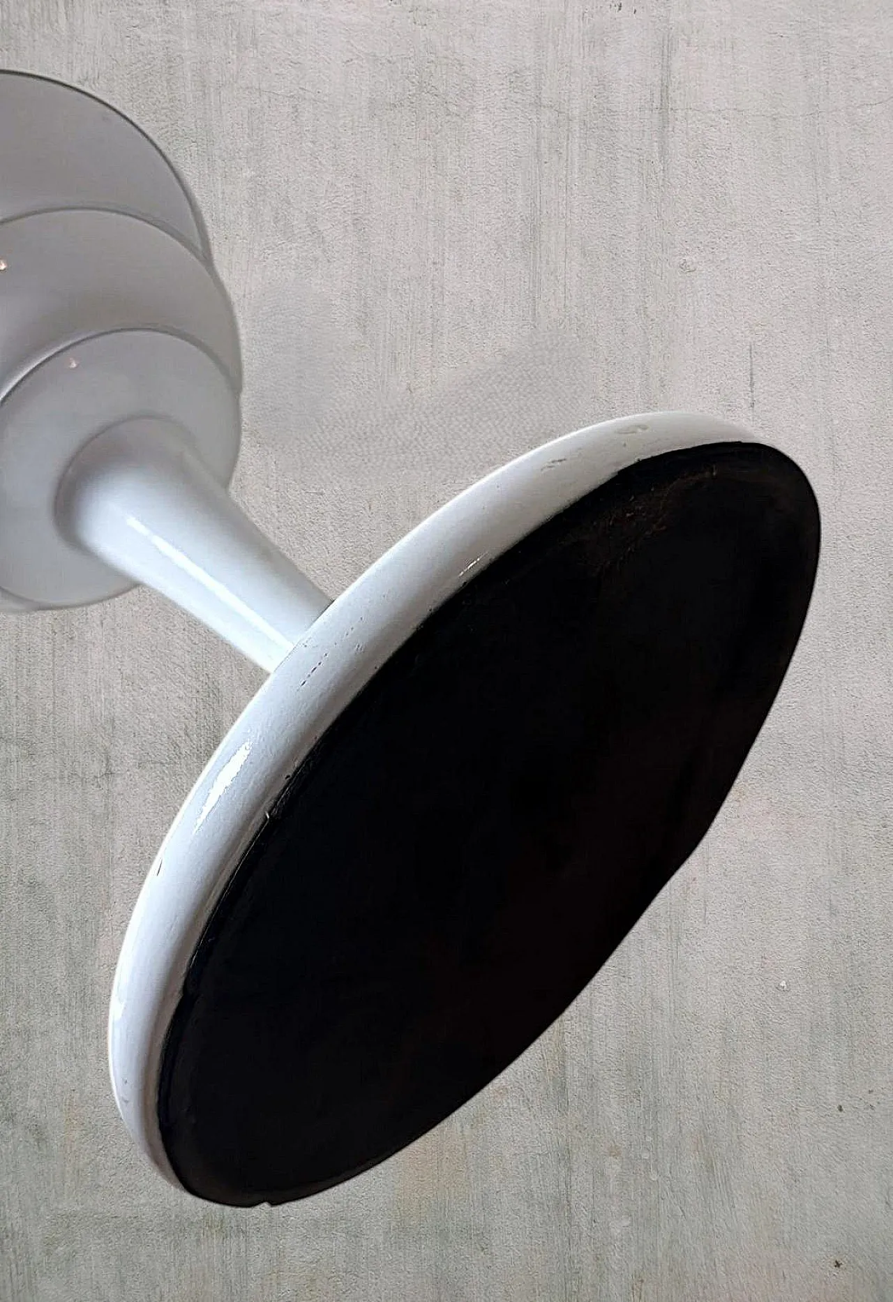 Lampada in alluminio verniciato in stile Arredoluce, anni '60 14