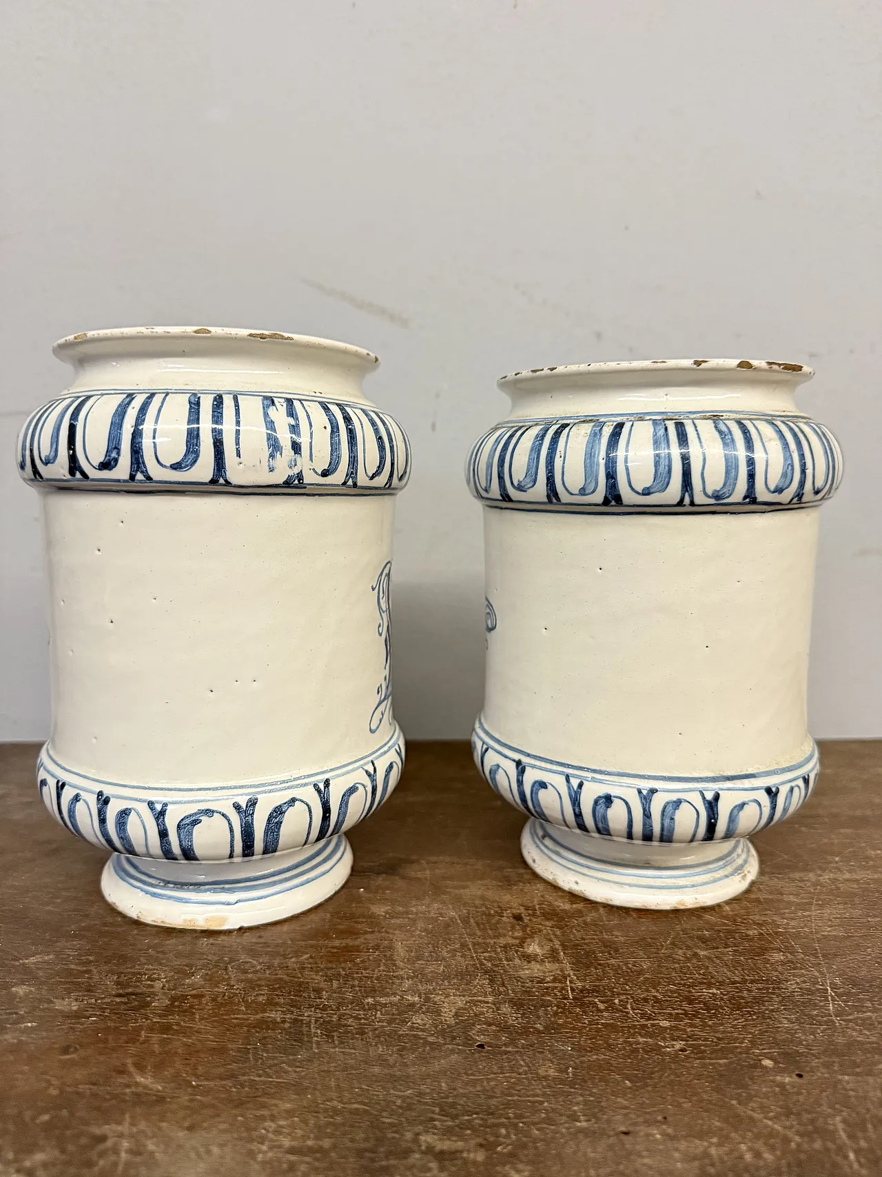 Coppia di vasi albarello da farmacia.,Bassano, '700 5