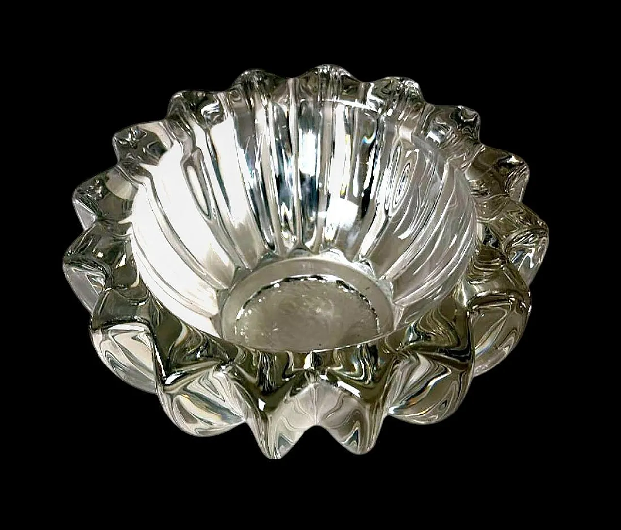 Ciotola in vetro modellato attribuita a Pierre D'Avesn, anni '30 2