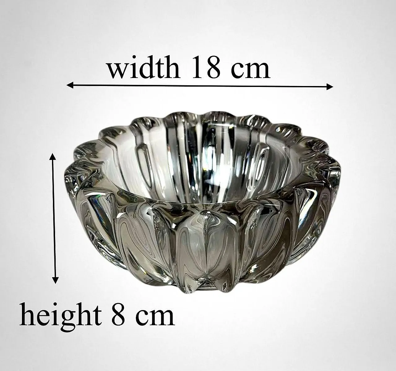 Ciotola in vetro modellato attribuita a Pierre D'Avesn, anni '30 18