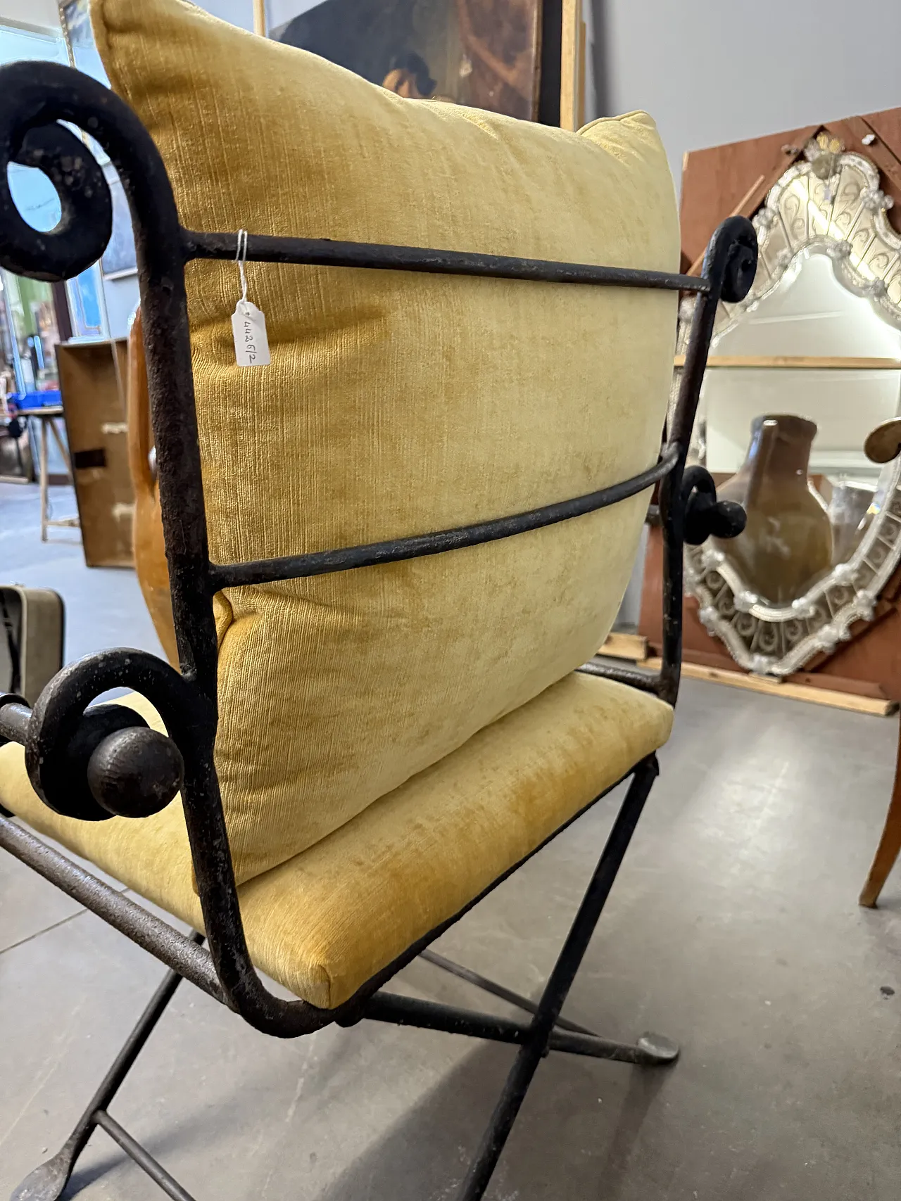 Pair of classic iron armchairs, 20th century 3