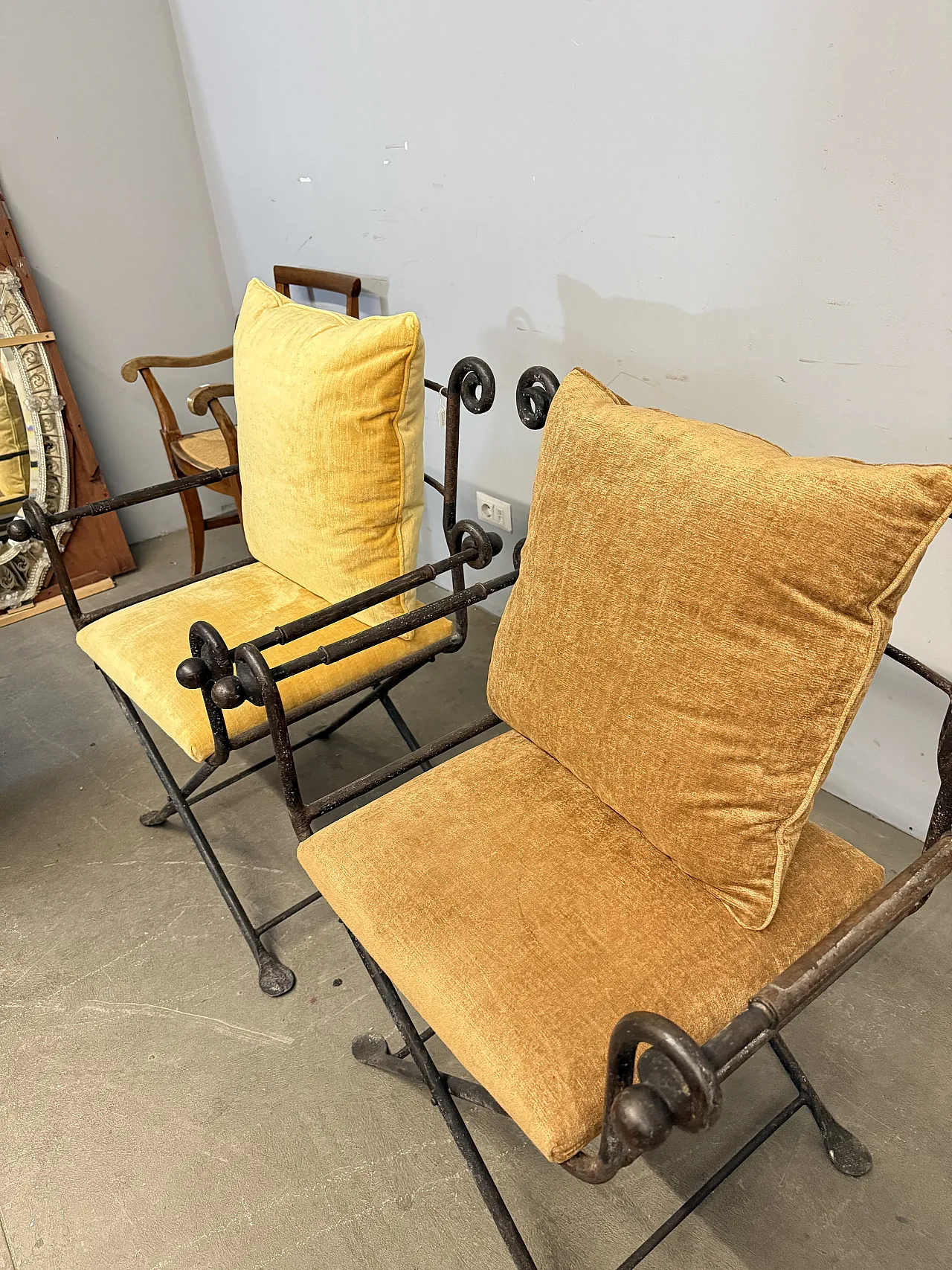 Pair of classic iron armchairs, 20th century 5