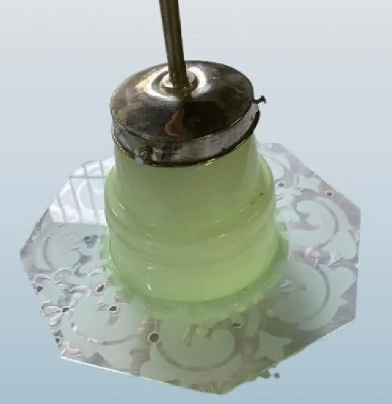 Lampada del soffitto Art Deco in vetro opale verde chiaro, anni '30 7