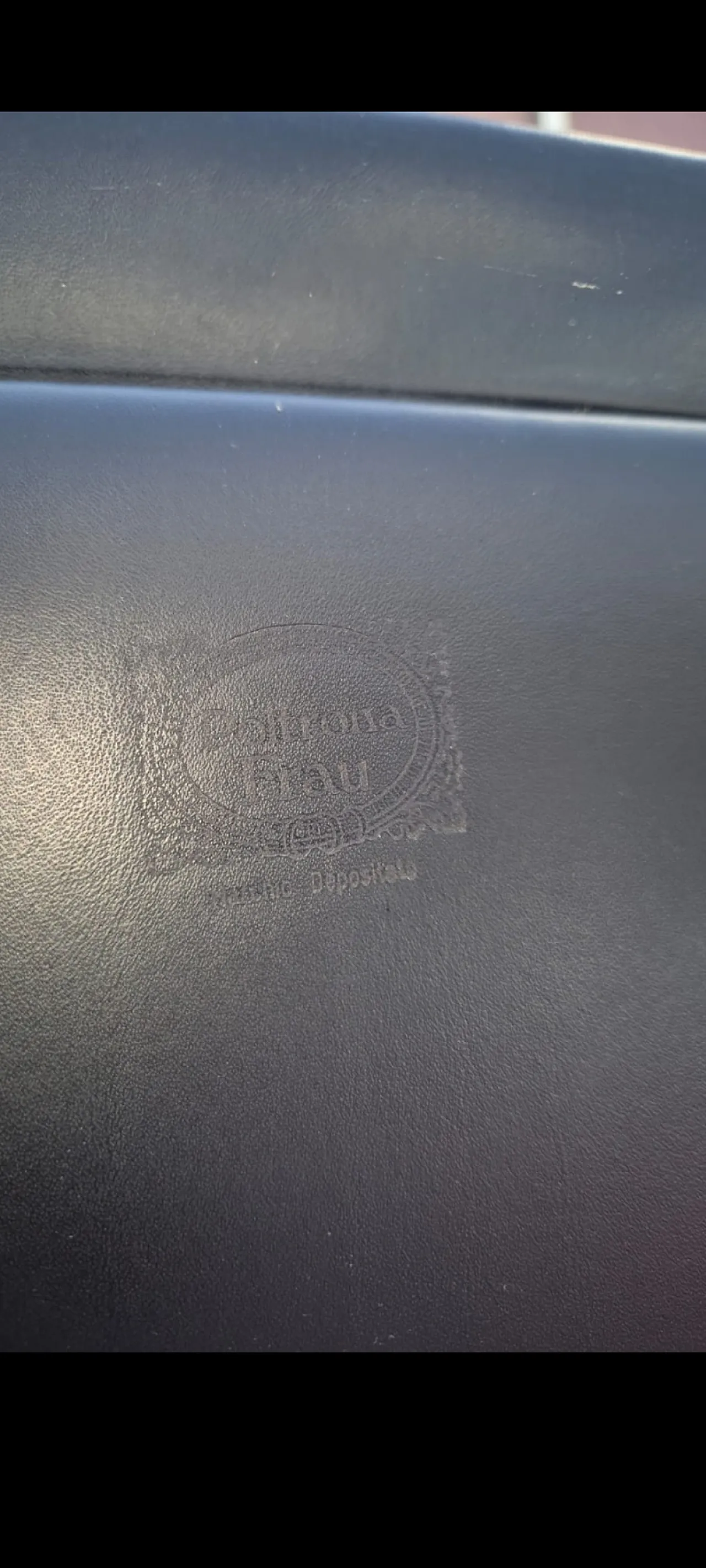 Presidente di fumo in pelle e tavolo di vetro di Poltrona Frau, 20 ° secolo 17