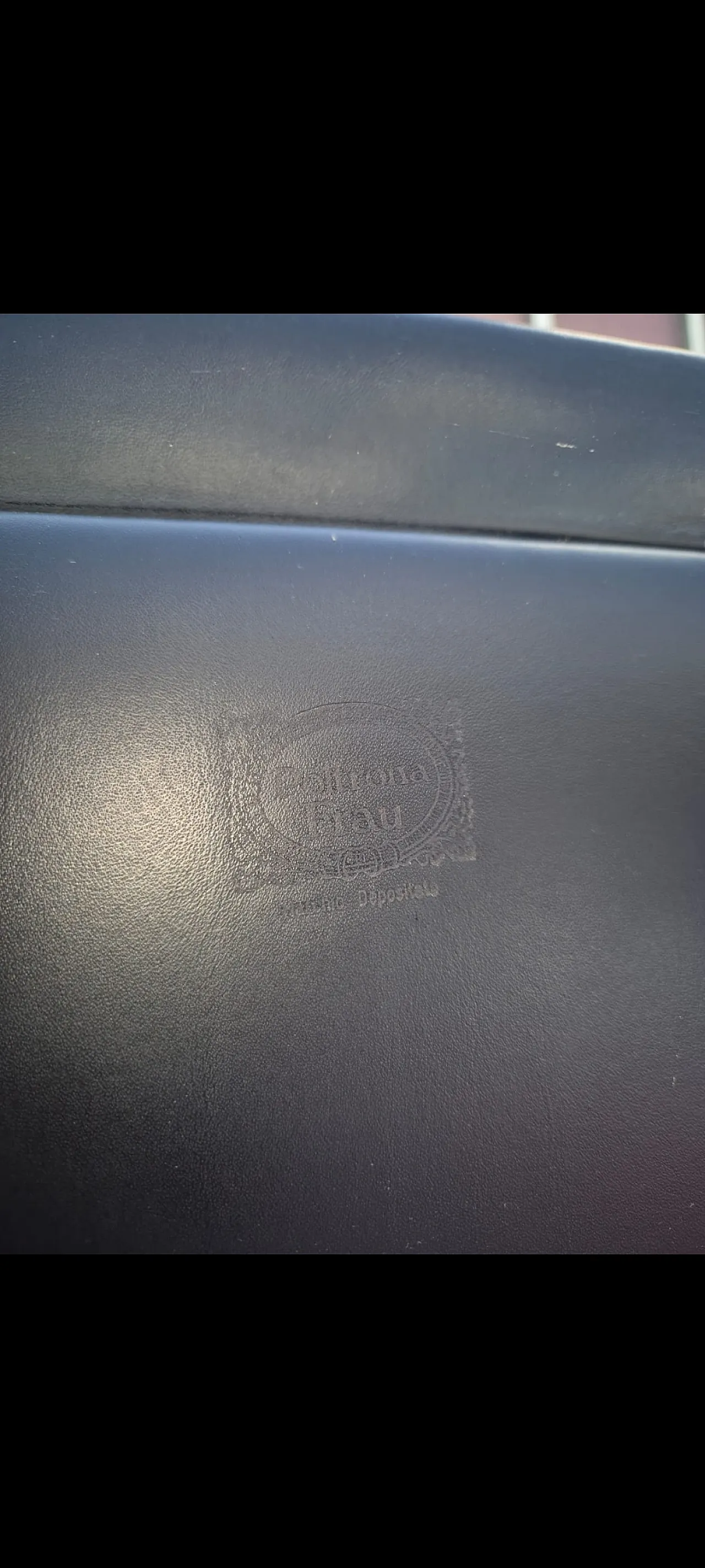 Presidente di fumo in pelle e tavolo di vetro di Poltrona Frau, 20 ° secolo 18