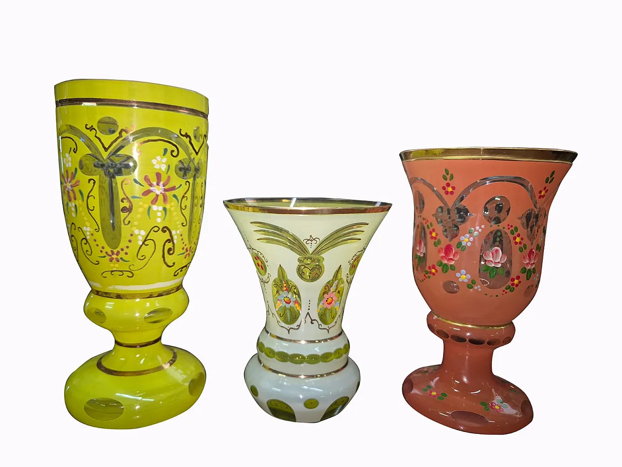 Collezione di 15 bicchieri in vetro smaltato di Boemia, '900 1