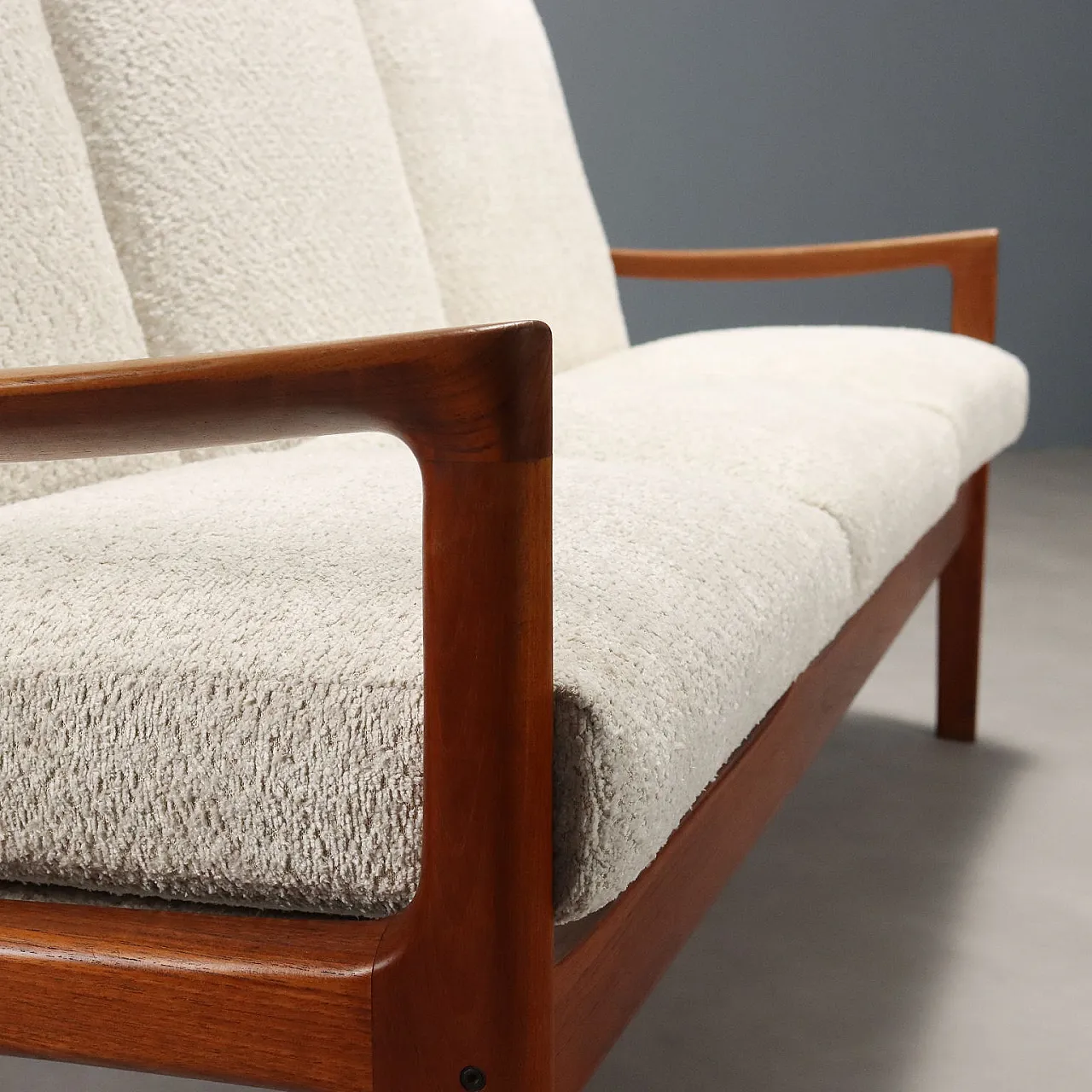 Divano in teak di France & Son, anni '60 3