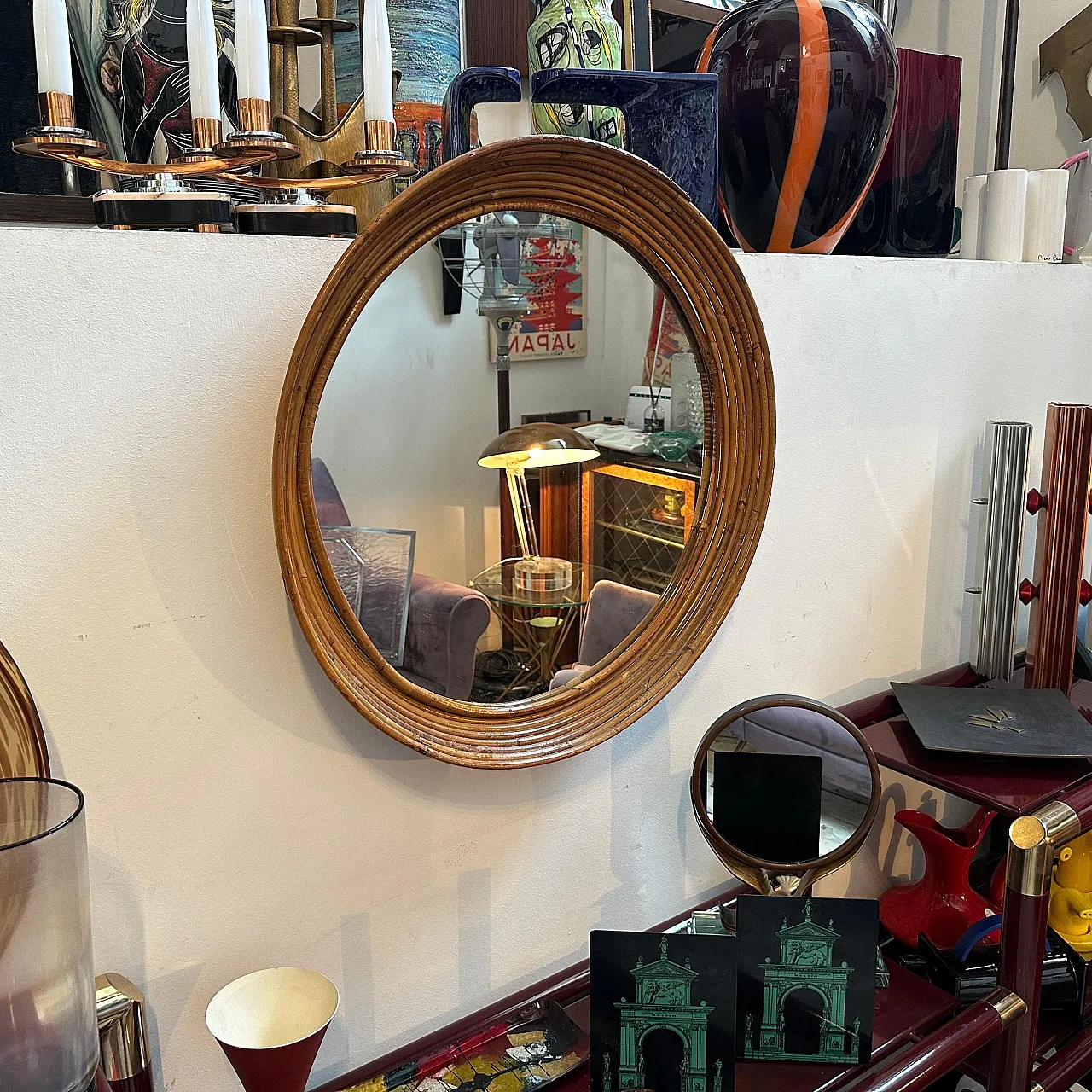 Specchio da parete rotondo con cornice in rattan, anni '60 5