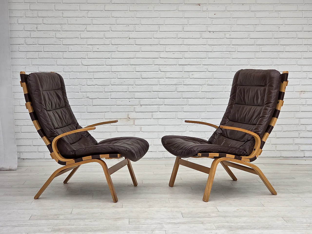 Coppia di poltrone danesi di Farstrup, anni '70 2