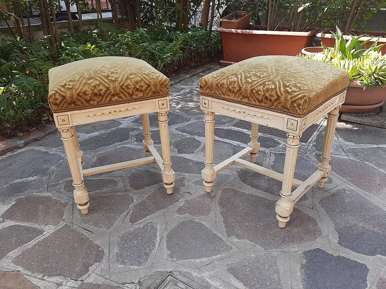 Pair of stools Luigi XVI style, early 20th century 1