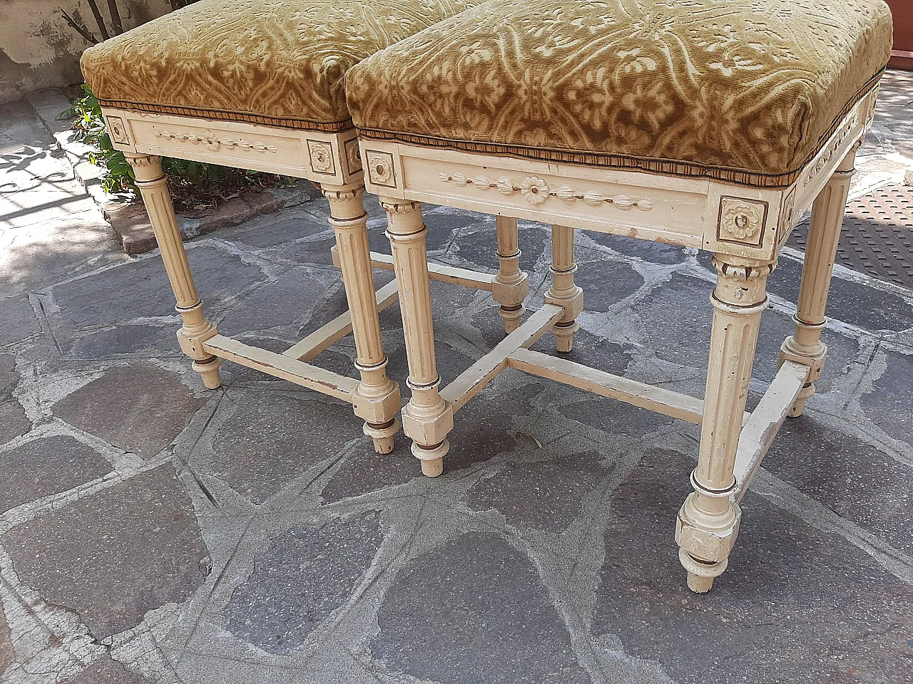 Pair of stools Luigi XVI style, early 20th century 2
