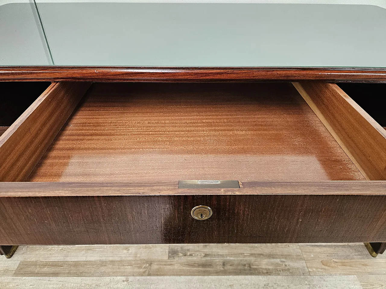 Decò Desk wood and brass, 60s 21