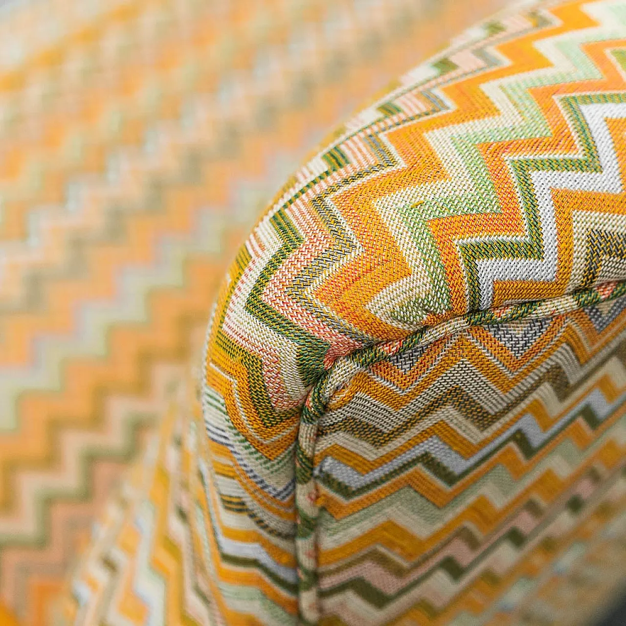 2 seater sofa with Missoni fantasy attributed to Paolo Buffa, 50s 2