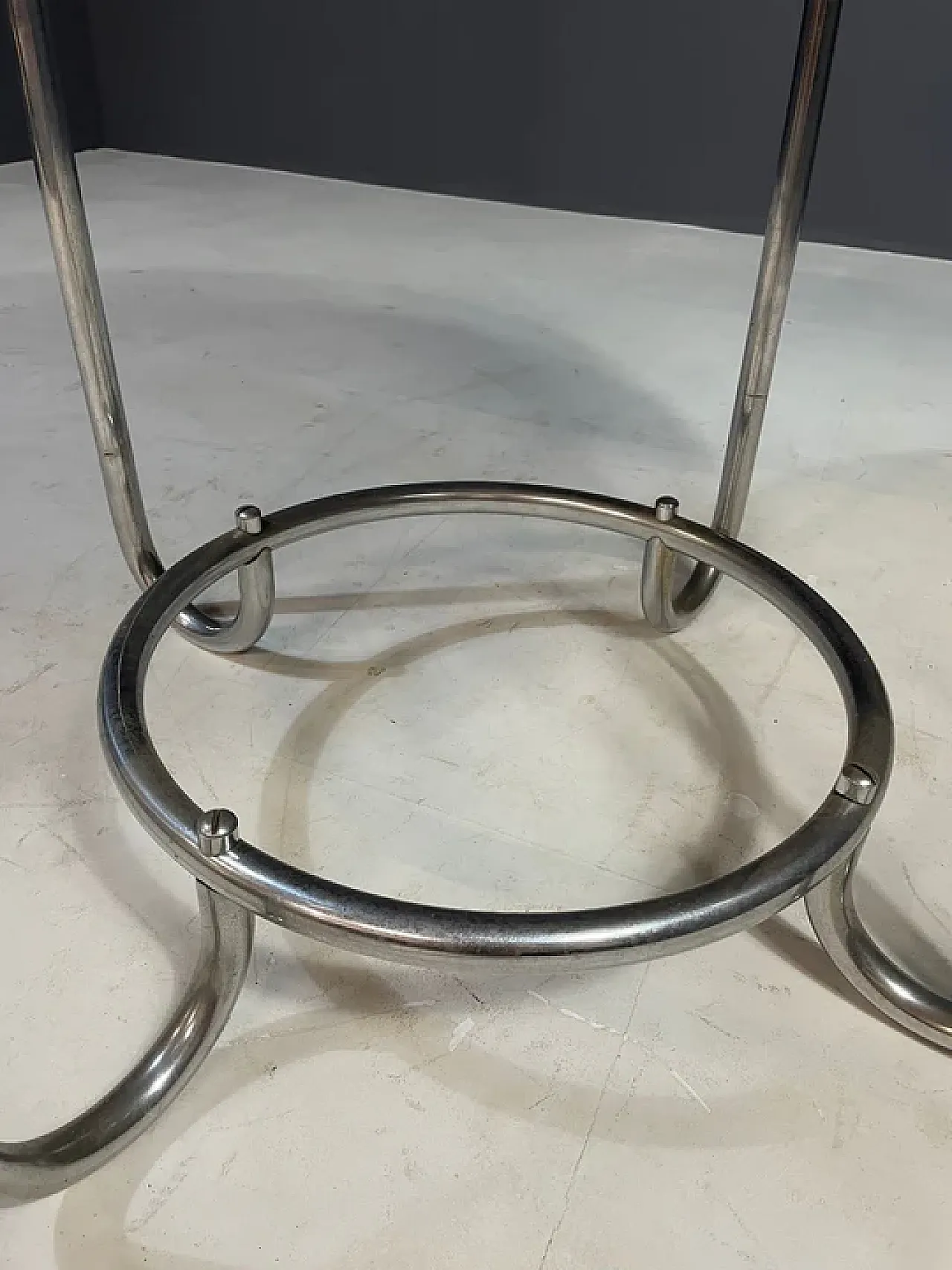 Tavolino rotondo Bauhaus di Robert Slezák, anni '30 1