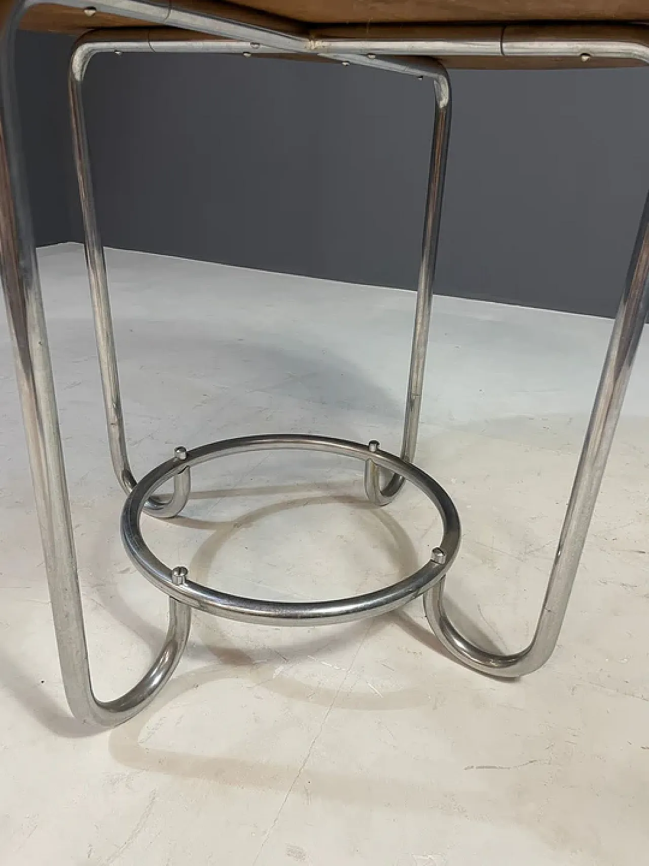Tavolino rotondo Bauhaus di Robert Slezák, anni '30 7