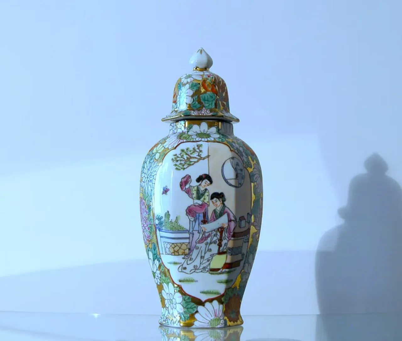 Porcelain potiche, Qing dynasty, 20th century 1